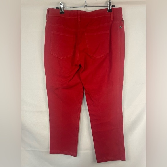 Chicos red denim elastic jeans. These have some stretch, size 0/XS/4/6 - Picture 3 of 3